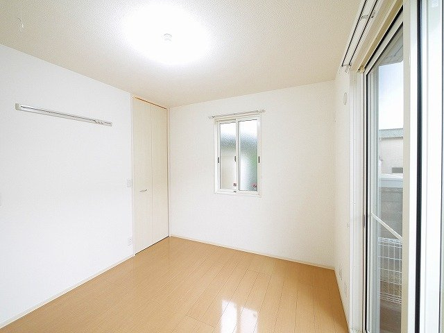 グランドール（法華寺町）の内装|洋室です