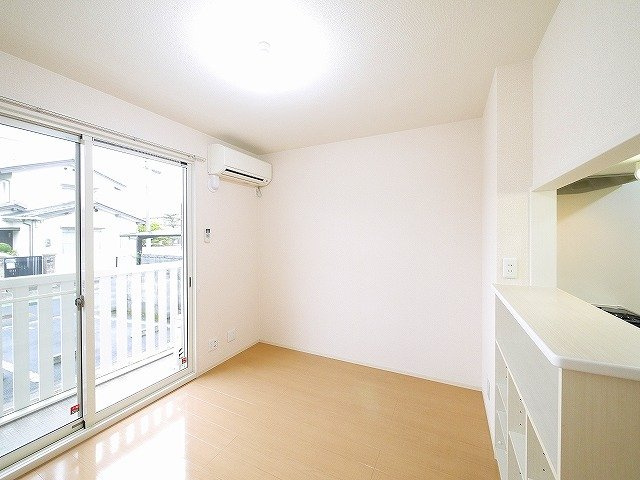 グランドール（法華寺町）の居間・リビング|おしゃれな居間です