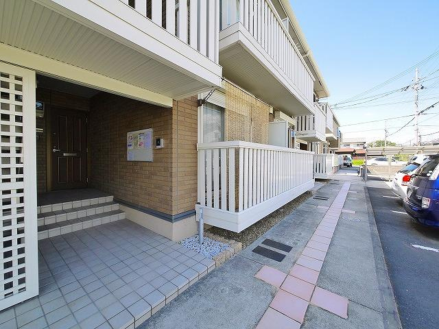 グランドール（法華寺町）の玄関|毎日通る玄関はこちらです