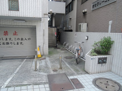 【その他共用部分】 | コスモ桜木町グランポール | 駐輪場