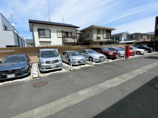 【駐車場】