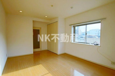 【内装】 | ジュネス田中（長瀬賃貸） | 明るい色調の室内です