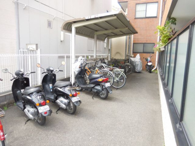 【駐車場】 | キャトルセゾン