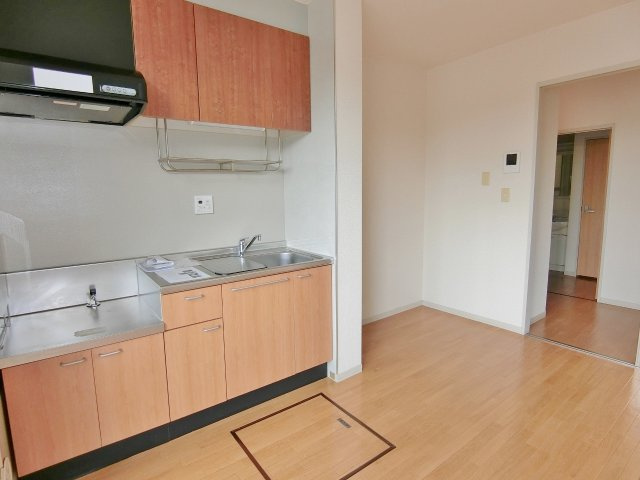 ＭＫコーポの居間・リビング