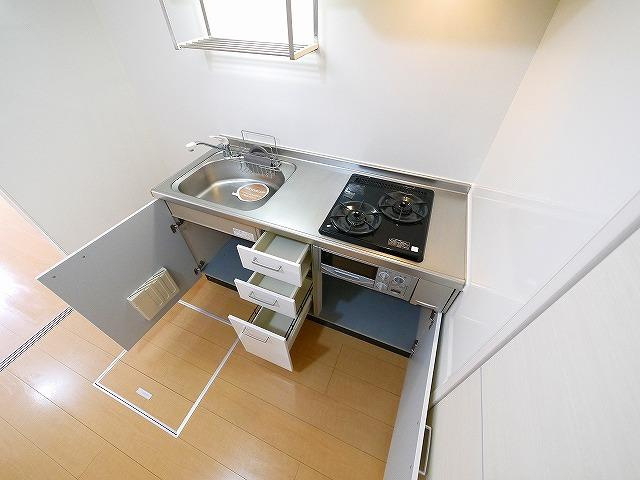 グランモア学園前のキッチン|お料理しやすいキッチンです
