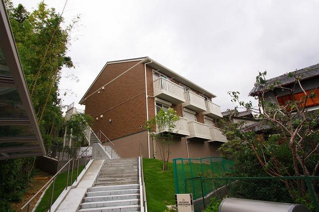 グランモア学園前の外観|おしゃれな外観です