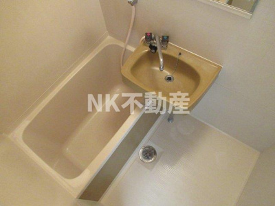 【浴室】 | シャトレ小阪（河内小阪賃貸） | 日々の疲れを癒すお風呂付です
