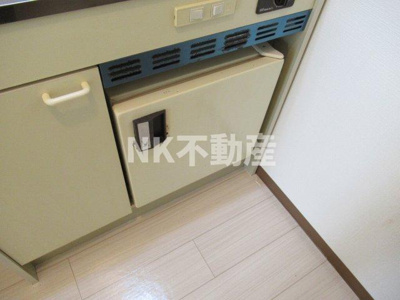 【その他】 | シャトレ小阪（河内小阪賃貸） | ミニ冷蔵庫です