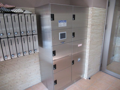 【その他共用部分】 | ヴェルドミール小阪（河内小阪賃貸） | 宅配ボックスです