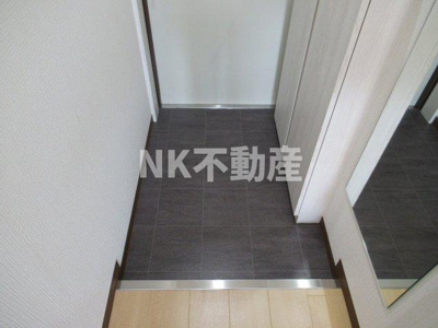 【玄関】 | ヴェルドミール小阪（河内小阪賃貸） | シンプルで使いやすい玄関です