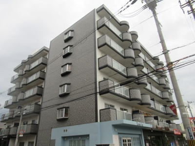 【外観】 | GRAND STEDY八戸ノ里（グランドステディヤエノサト）（八戸ノ里賃貸） | おしゃれな外観です