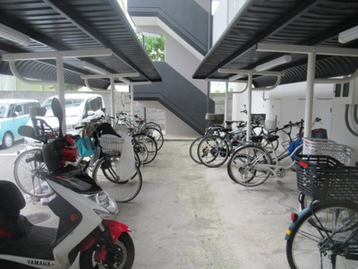 【その他共用部分】 | GRAND STEDY八戸ノ里（グランドステディヤエノサト）（八戸ノ里賃貸） | 駐輪場です