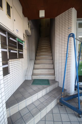 【エントランス】 | ソウビビル | エントランス