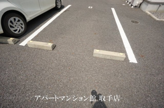 【駐車場】