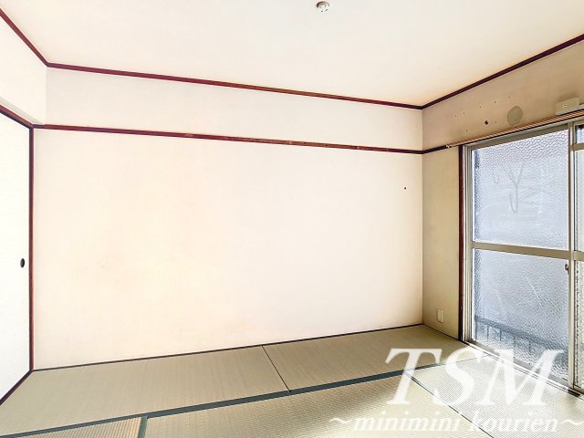 第一岸田マンションの和室
