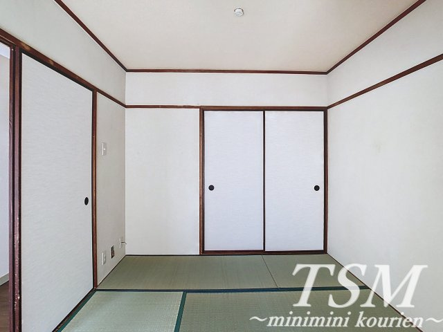第一岸田マンションの和室