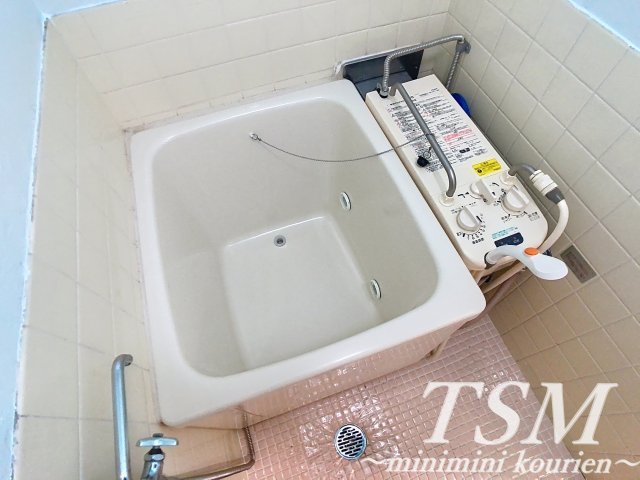 第一岸田マンションの浴室