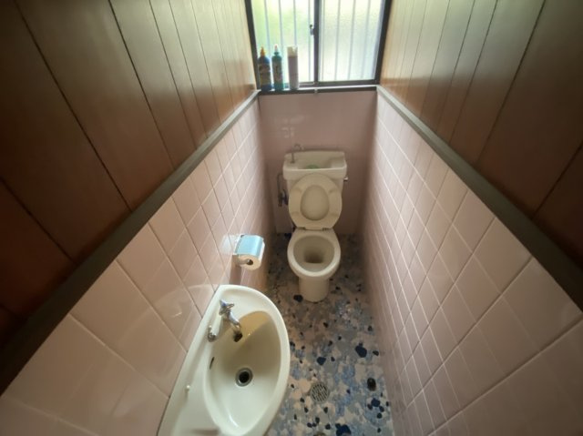 石田大受町のトイレ