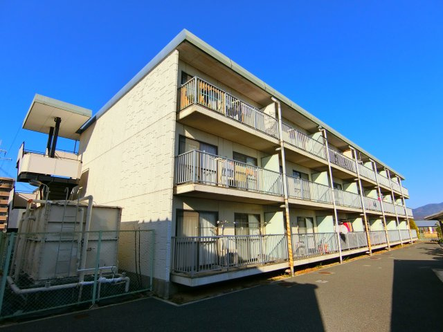 グランドハイツ杉田I
