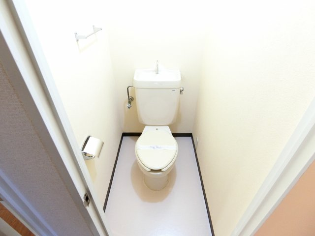 グランドハイツ杉田Iのトイレ