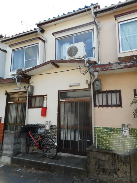 石田大山町の外観