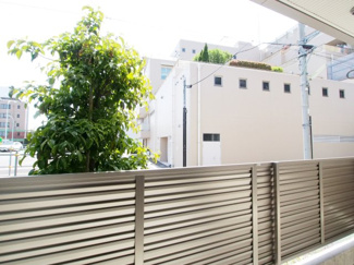 【展望】 | 1階ですが目の前に遮る建物がないので、とても日当りがよくて気持ちがいいです！