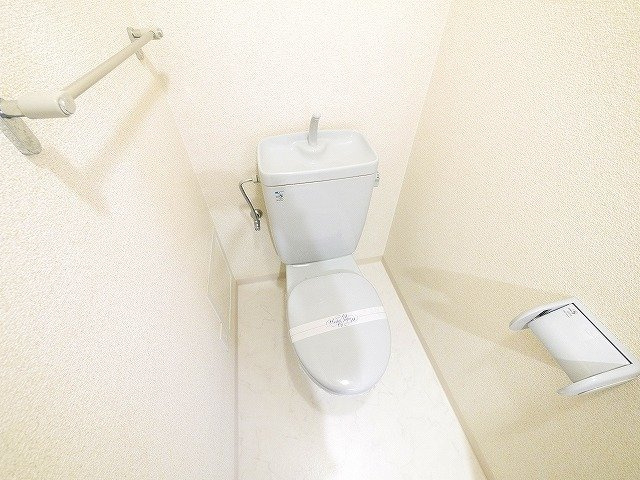 プライムガーデンのトイレ|落ち着いたトイレです