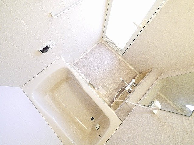 プライムガーデンの浴室|きれいなお風呂です