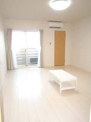 【居間・リビング】 | やなぎ荘