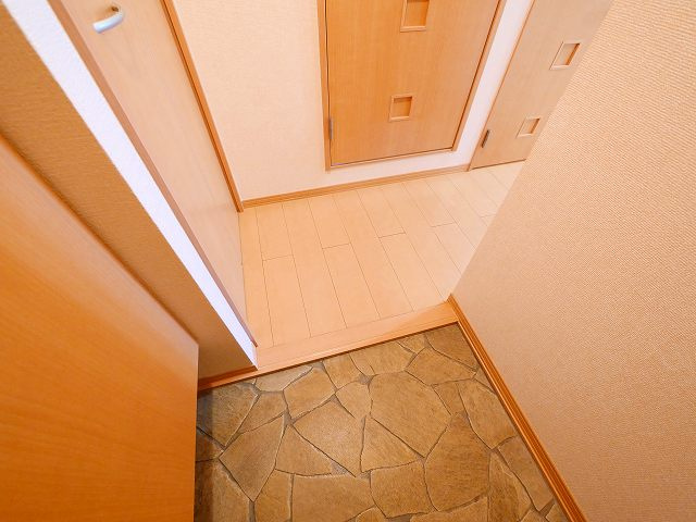 ガーデンパークBの玄関