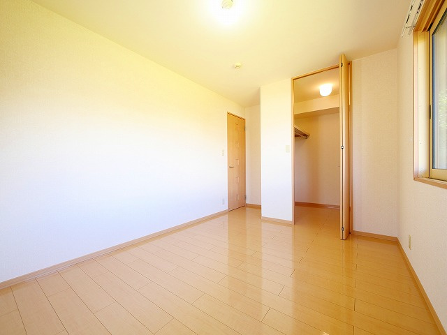 ガーデンパークBの寝室