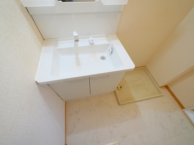 ガーデンパークBの独立洗面台