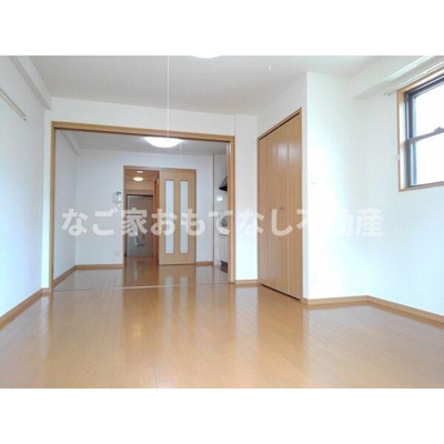 【寝室】 | フィオーレ（花の木）