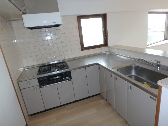ユートピアタウン北館のキッチン