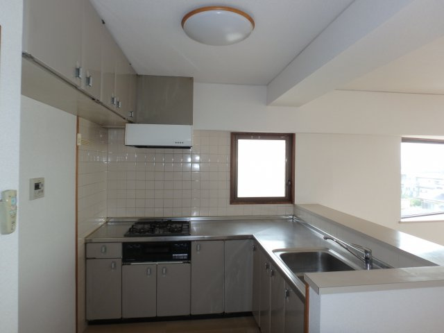 ユートピアタウン北館のキッチン