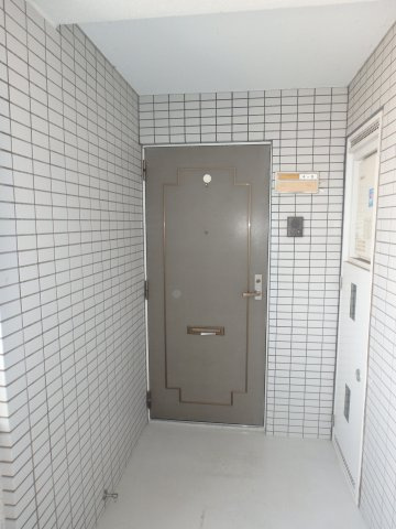 ユートピアタウン北館の玄関