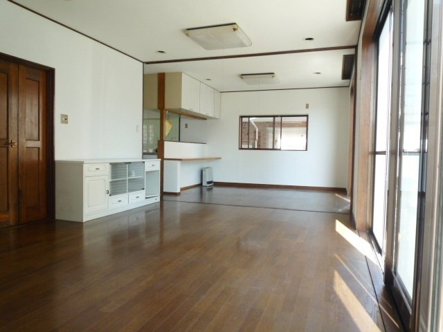 池田邸の居間・リビング|ひろびろＬＤＫは驚きの２３帖！