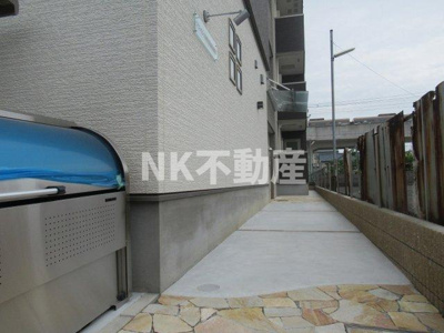 【エントランス】 | フジパレス河内花園Ⅲ番館（河内花園賃貸） | 落ち着いたエントランスです