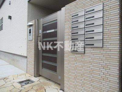 【ロビー】 | フジパレス河内花園Ⅲ番館（河内花園賃貸） | 建物の内部です