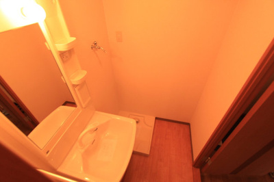 【洗面所】 | エスべランサ北今市 | 脱衣スペースもあります