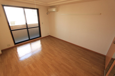 【居間・リビング】 | エスべランサ北今市 | 居間です