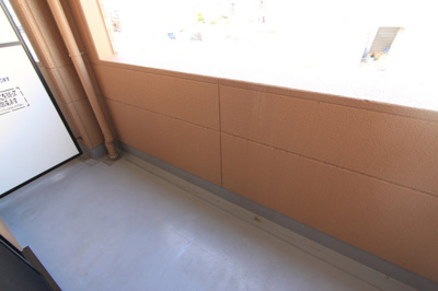 【バルコニー】 | エスべランサ北今市 | 陽当たり良好なバルコニーです