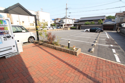 【駐車場】 | エスべランサ北今市 | 駐車場があります