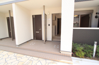 【玄関】 | ヴィレッタ