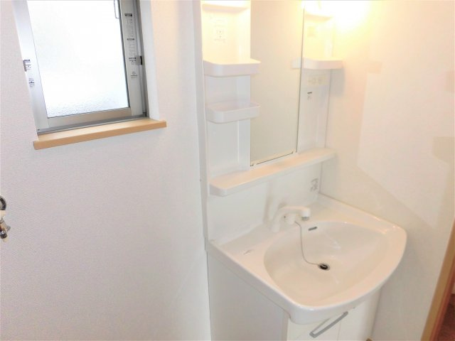 ボヌール開発の独立洗面台