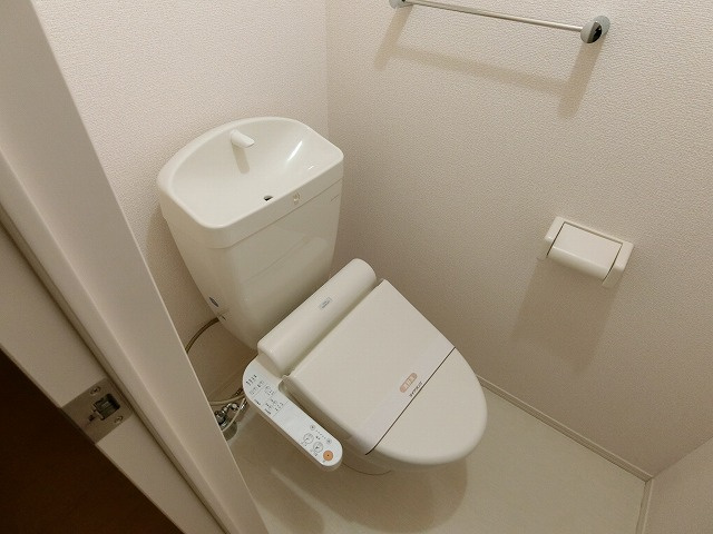 エミネンスのトイレ|※同建物別部屋イメージ