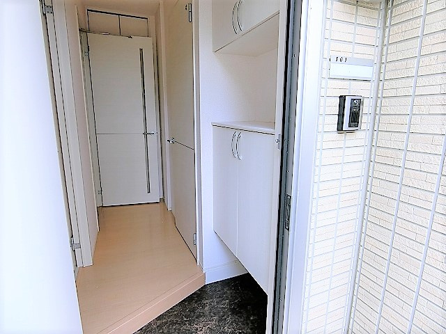 エミネンスの玄関|※同建物別部屋イメージ