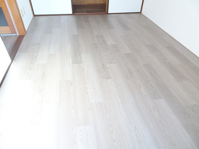 リバーサイド鎌倉の洋室