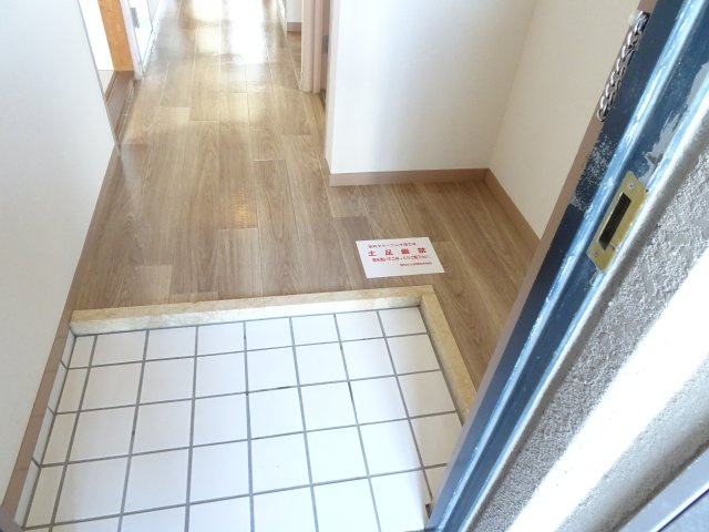 リバーサイド鎌倉の玄関