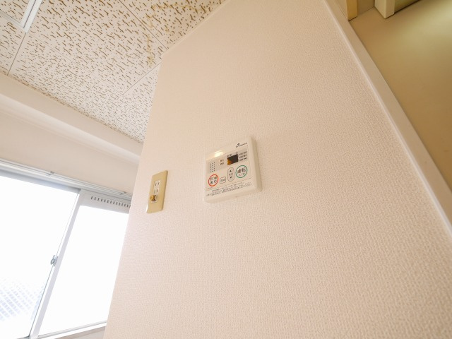 メゾン・ラ・ポムの設備|給湯リモコン